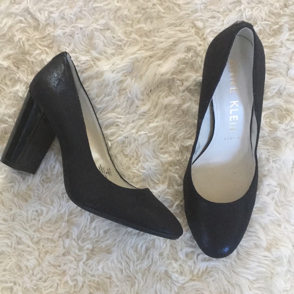 Black heels